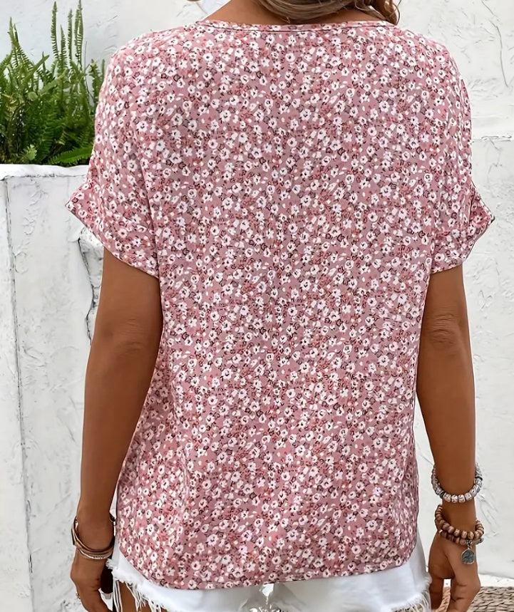 Women’s V-Neck Jacquard Plant Print Tee