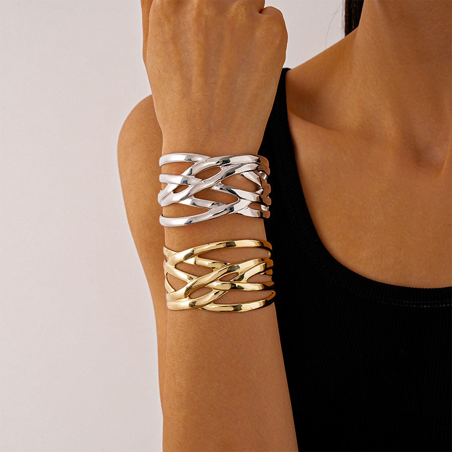 Glossy Geometric Layered Bracelet for Women – Modern Fashion Style